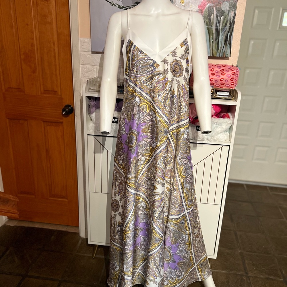 Forever 21 Paisley Long Sleeve Dress in Purple and Gold